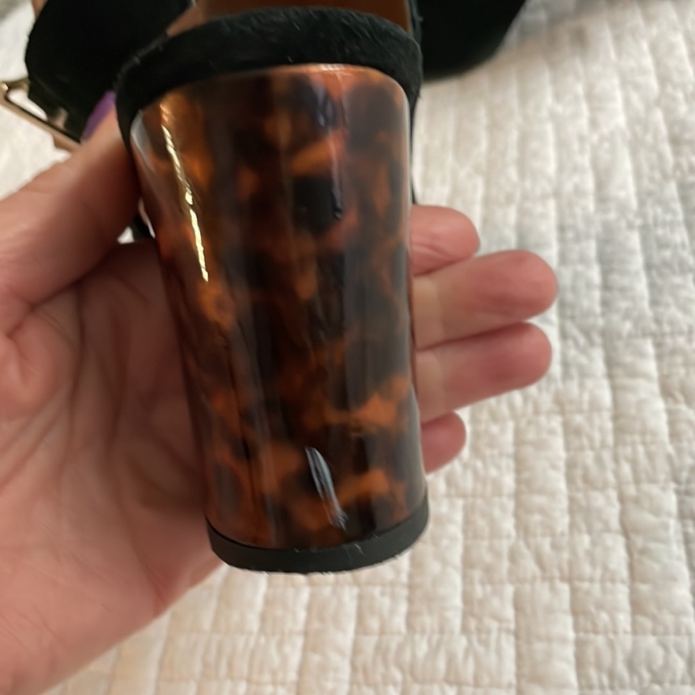 Super Stylish Tortoise Heels. - image 7